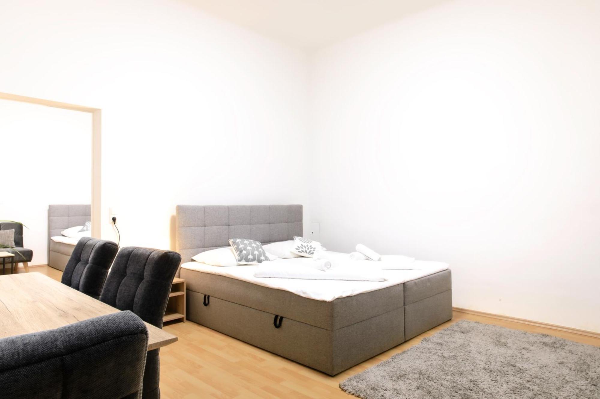 וינה Royal-Haven Apartment מראה חיצוני תמונה