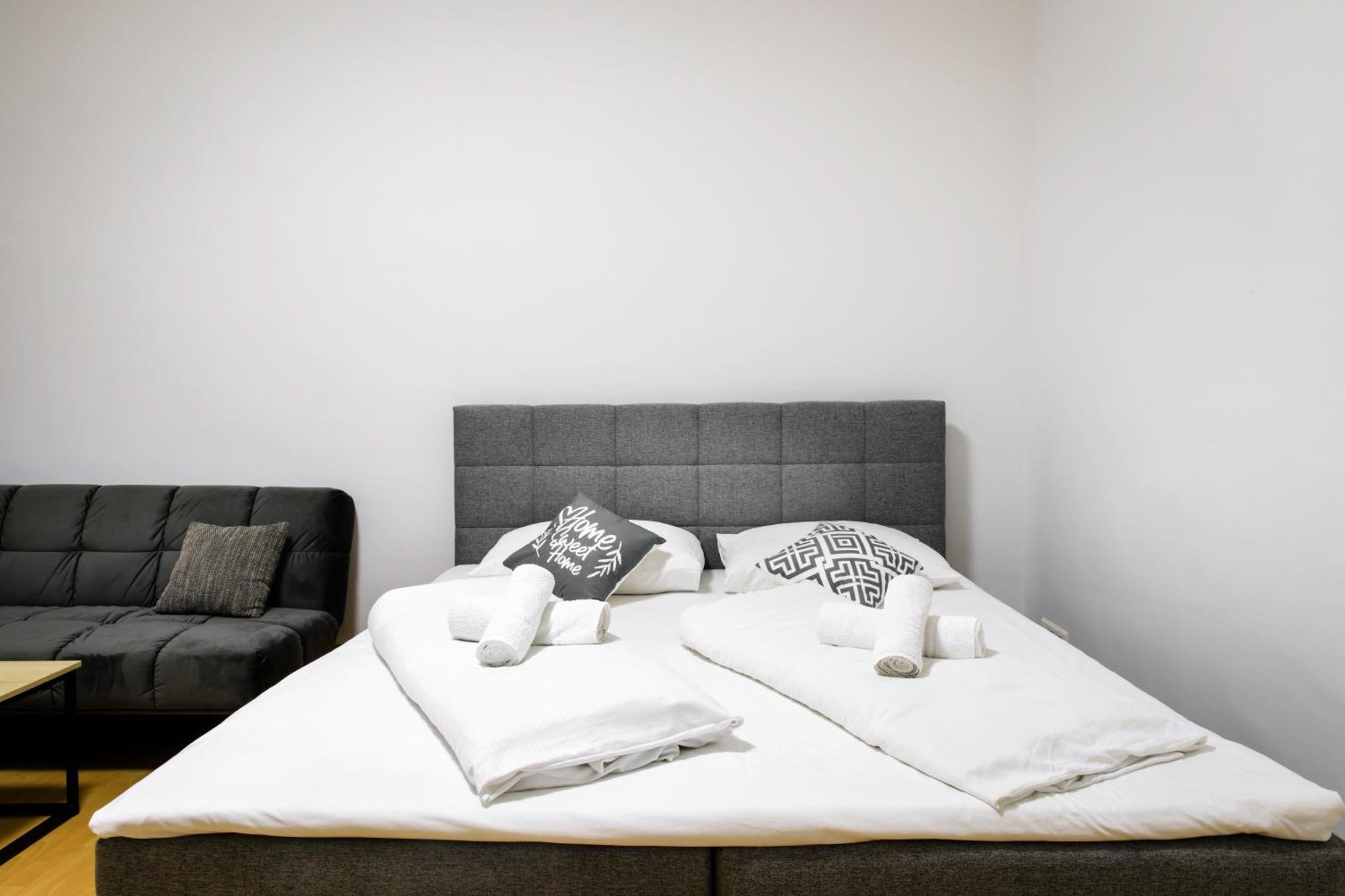וינה Royal-Haven Apartment מראה חיצוני תמונה